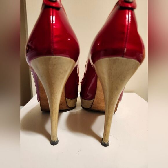 Stuart Weitzman Avignon Red Patent Leather Peep Toe Platform Pumps sz.8 Ret $425 - Picture 7 of 11
